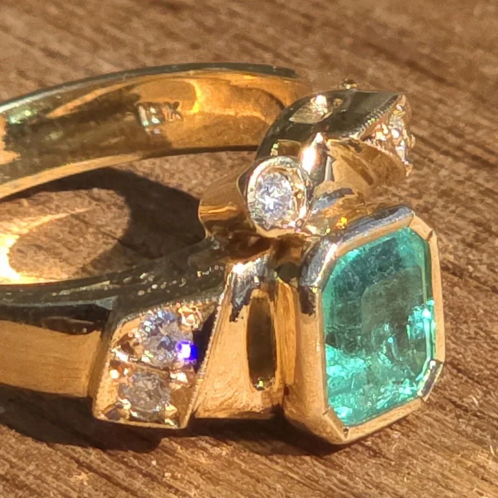 Gold Ring Untreated Colombian Emerald Ring Hallmark 18k Tested 17k 6.6x6.4mm
